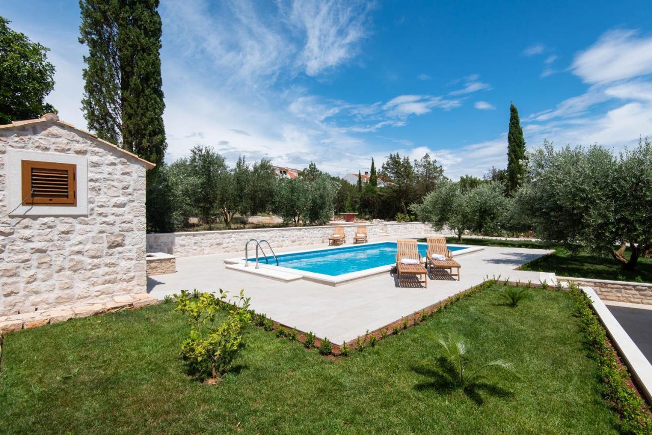 Villa Loviste Paradise Eksteriør bilde