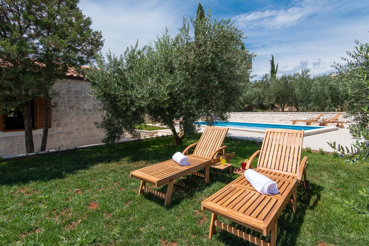 Villa Loviste Paradise Eksteriør bilde