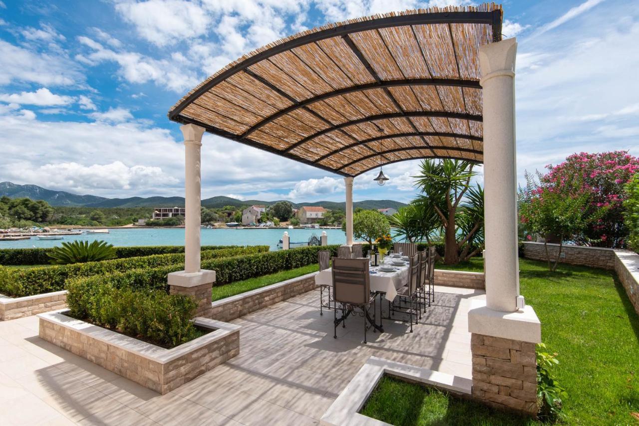 Villa Loviste Paradise Eksteriør bilde