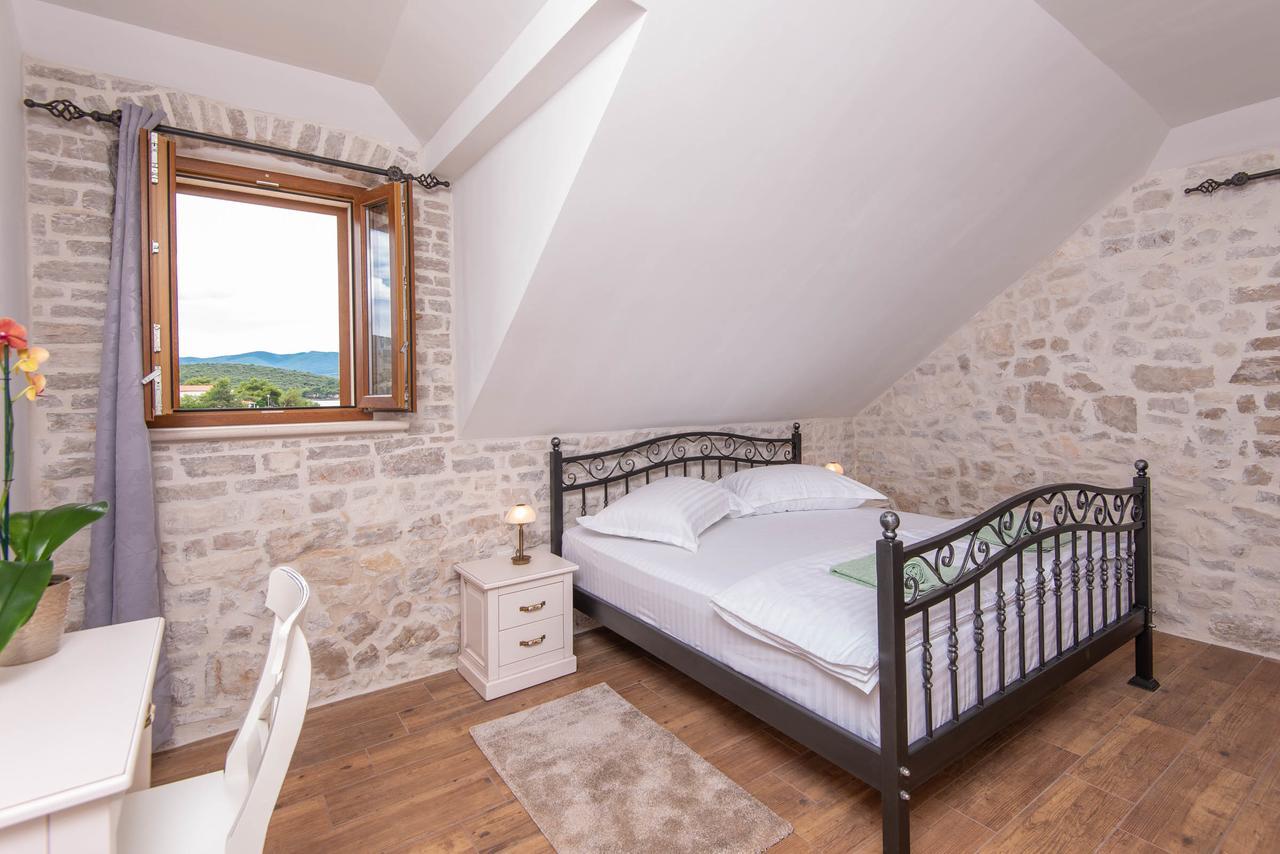 Villa Loviste Paradise Eksteriør bilde
